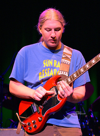 Derek Trucks of Allman Brothers56fb