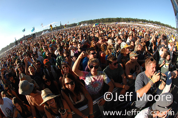CROWD166
