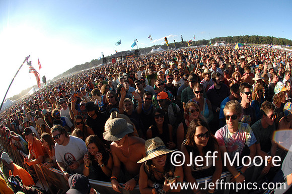 CROWD168