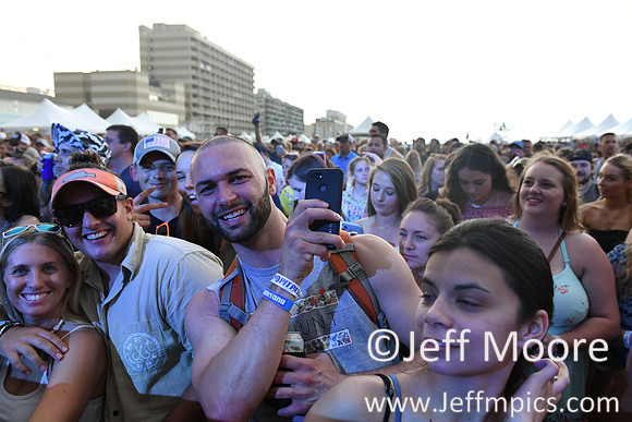 crowd0174