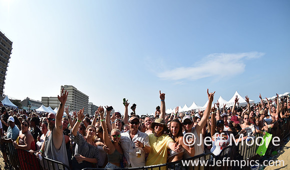 crowd0159